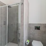 - Via Gioia 아파트